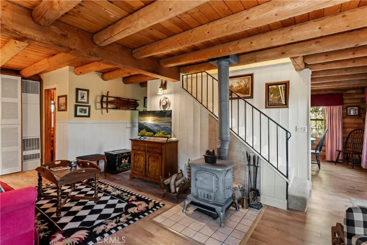 24201 Horst Drive, Crestline, California 92325