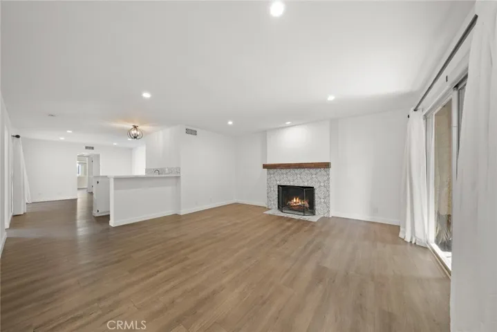 950 Palo Verde Avenue, Long Beach, California 90815