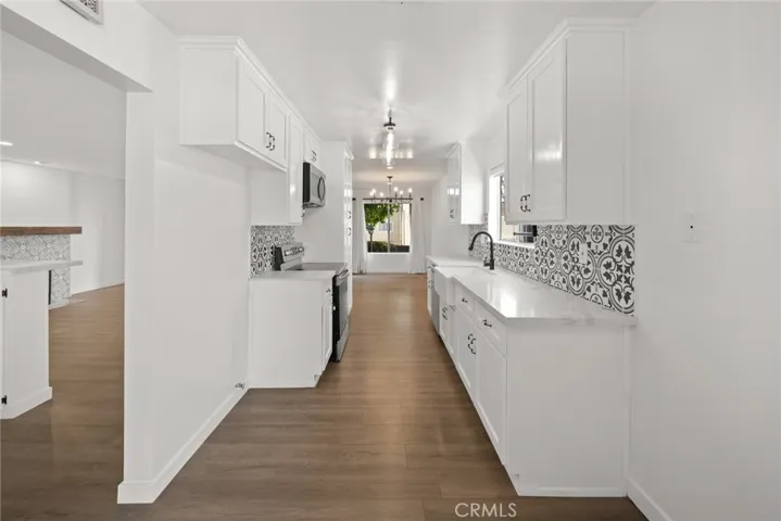 950 Palo Verde Avenue, Long Beach, California 90815