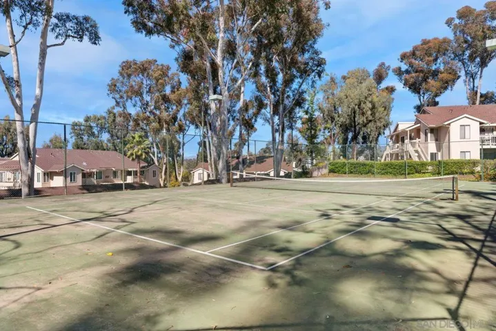 225 Diamond Way 111, Vista, California 92083