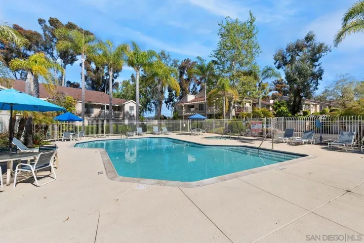 225 Diamond Way 111, Vista, California 92083