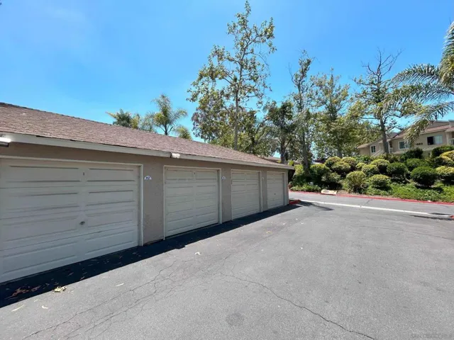 225 Diamond Way 111, Vista, California 92083