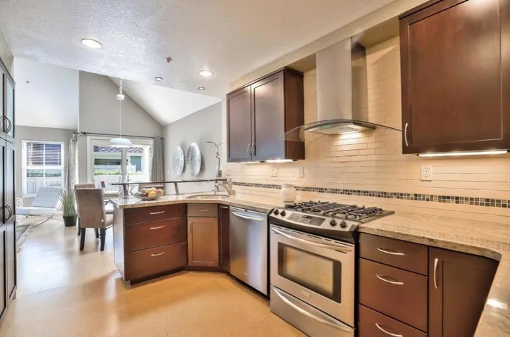 401 Cutter Lane, Foster City, California 94404