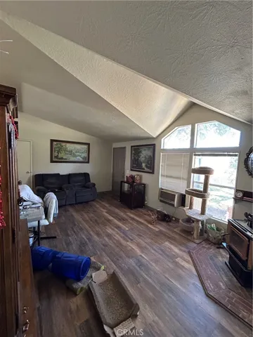 5425 Hornitos Road, Catheys Valley, California 95306