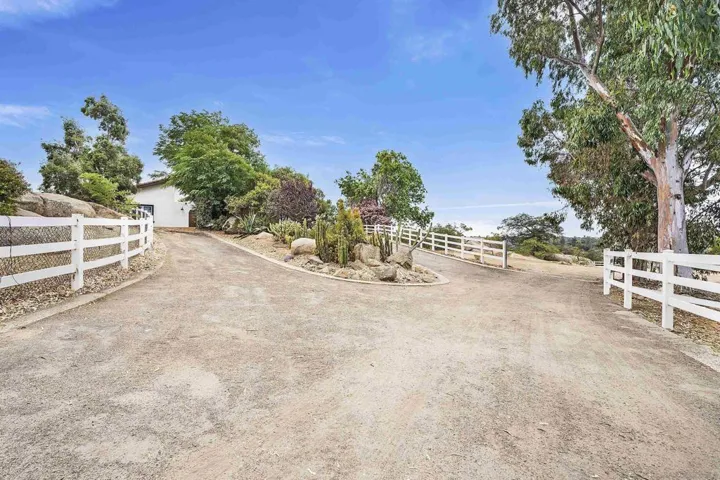 2285 Mother Grundy Truck Trail, Jamul, California 91935