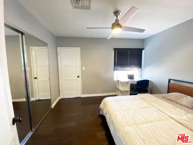 9055 Varna Avenue, Arleta, California 91331