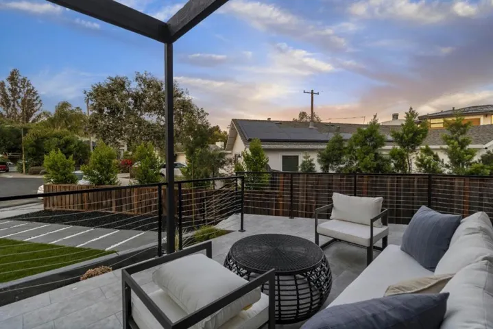 3202 Maddux Drive, Palo Alto, California 94303