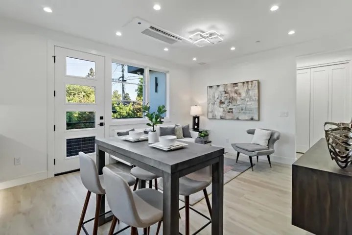 3202 Maddux Drive, Palo Alto, California 94303
