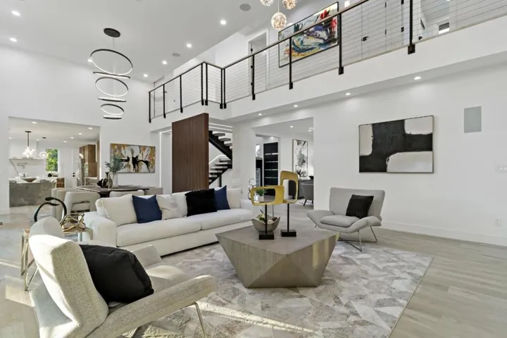 3202 Maddux Drive, Palo Alto, California 94303