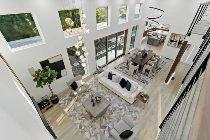 3202 Maddux Drive, Palo Alto, California 94303