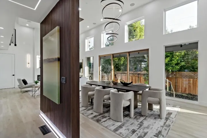 3202 Maddux Drive, Palo Alto, California 94303