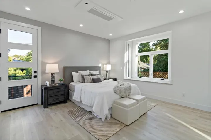 3202 Maddux Drive, Palo Alto, California 94303