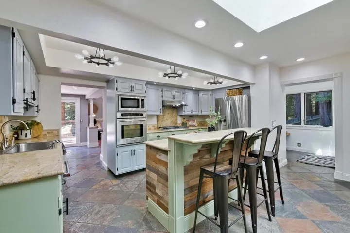 153 Mclean Place, Santa Cruz, California 95060