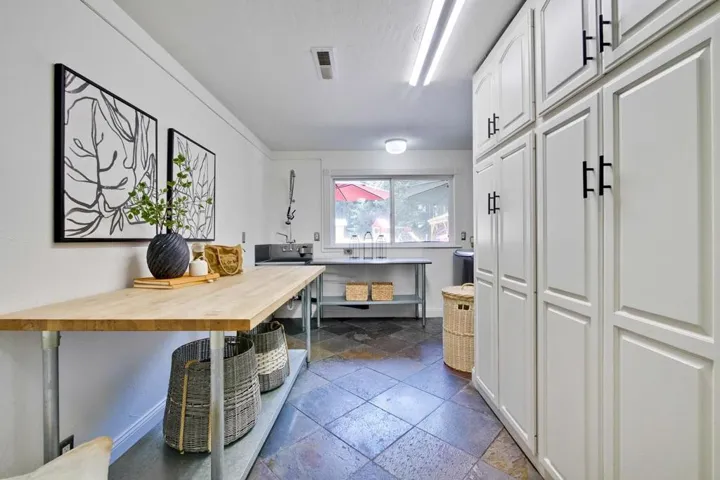 153 Mclean Place, Santa Cruz, California 95060