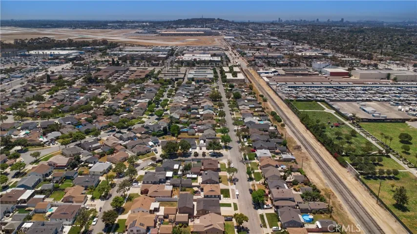 4318 Deeboyar, Lakewood, California 90712
