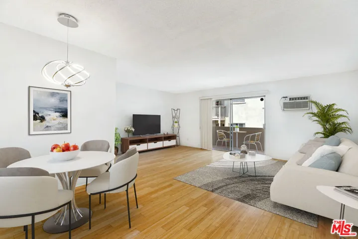 2803 Arizona Avenue 10, Santa Monica, California 90404