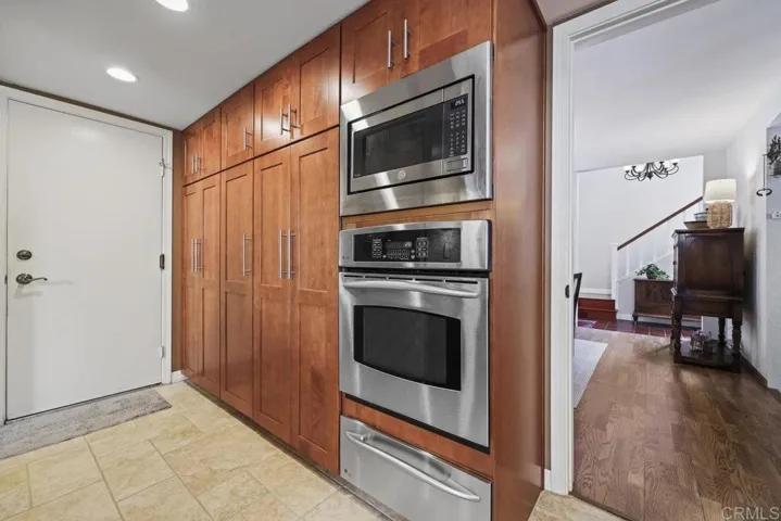 10442 Viacha Drive, San Diego, California 92124