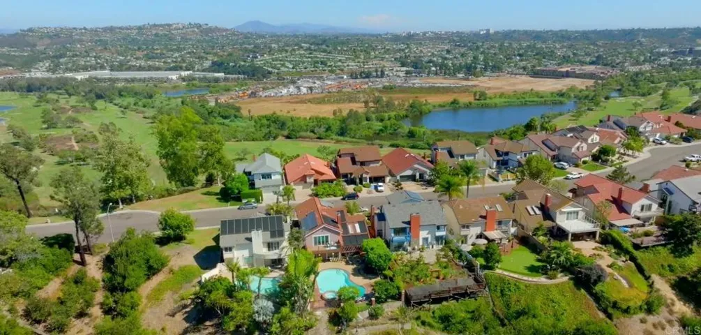 10442 Viacha Drive, San Diego, California 92124