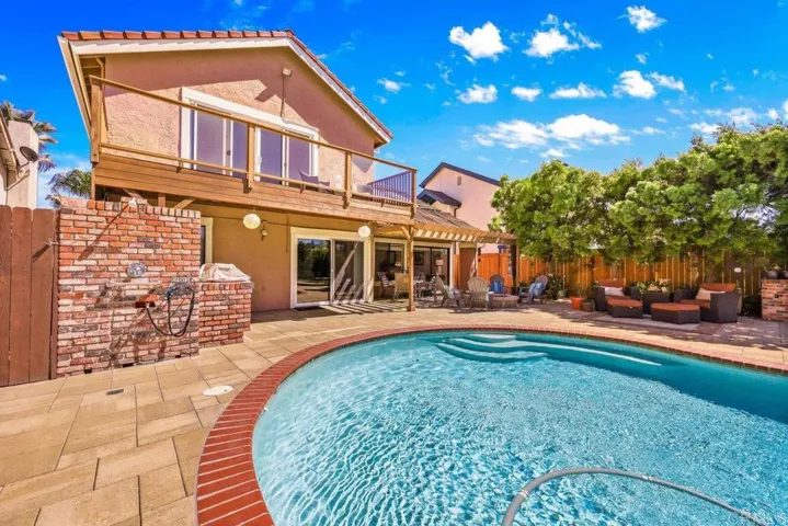 10442 Viacha Drive, San Diego, California 92124
