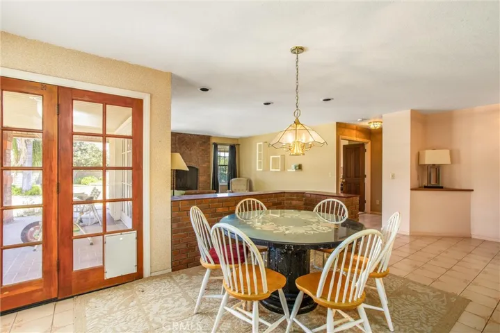 12628 La Solana Drive, Redlands, California 92373
