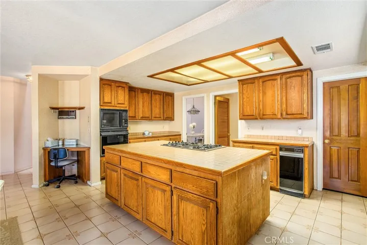 12628 La Solana Drive, Redlands, California 92373