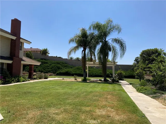 12628 La Solana Drive, Redlands, California 92373