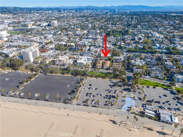 122 Strand Street, Santa Monica, California 90405