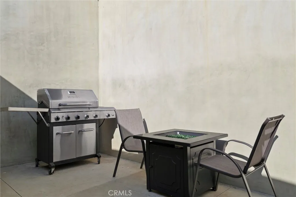 3610 Kinney Street, Los Angeles, California 90065 home-pic-26