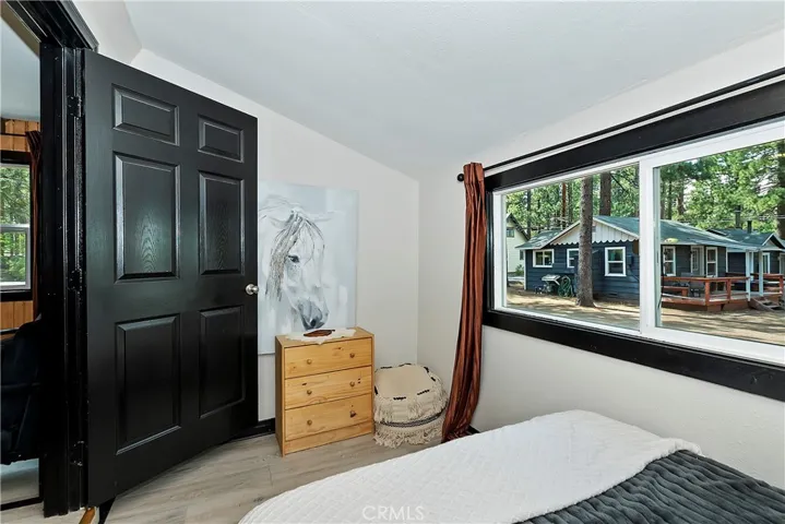 401 Knight Avenue, Big Bear Lake, California 92315