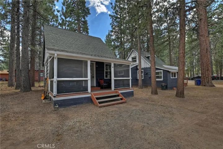 401 Knight Avenue, Big Bear Lake, California 92315