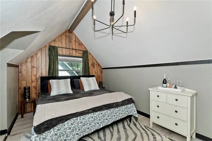 401 Knight Avenue, Big Bear Lake, California 92315