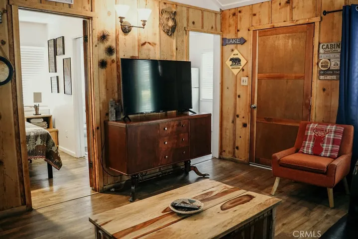 401 Knight Avenue, Big Bear Lake, California 92315
