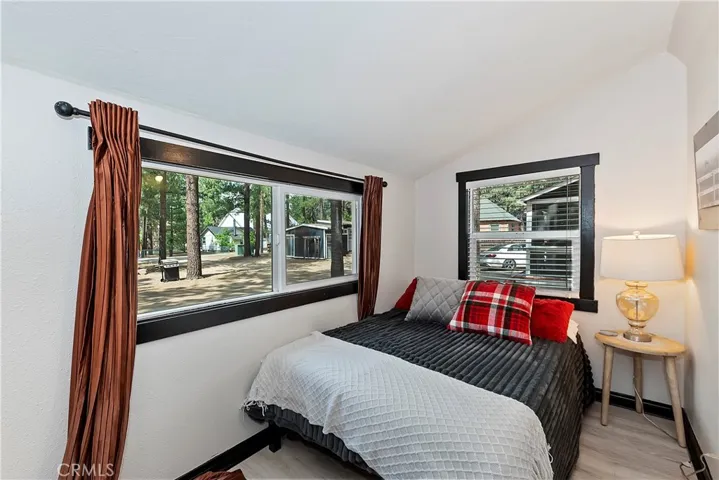 401 Knight Avenue, Big Bear Lake, California 92315