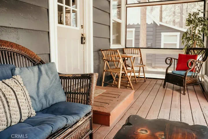 401 Knight Avenue, Big Bear Lake, California 92315