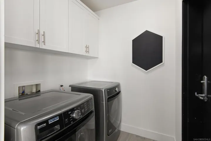 8541 Aspect Dr, San Diego, California 92108