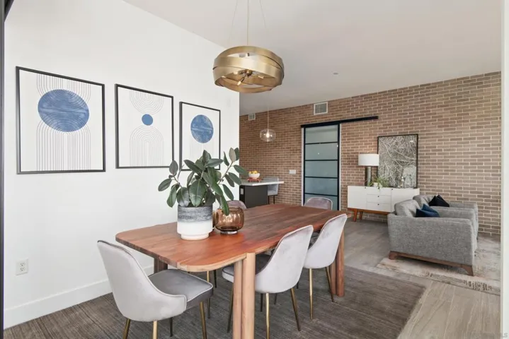 8541 Aspect Dr, San Diego, California 92108