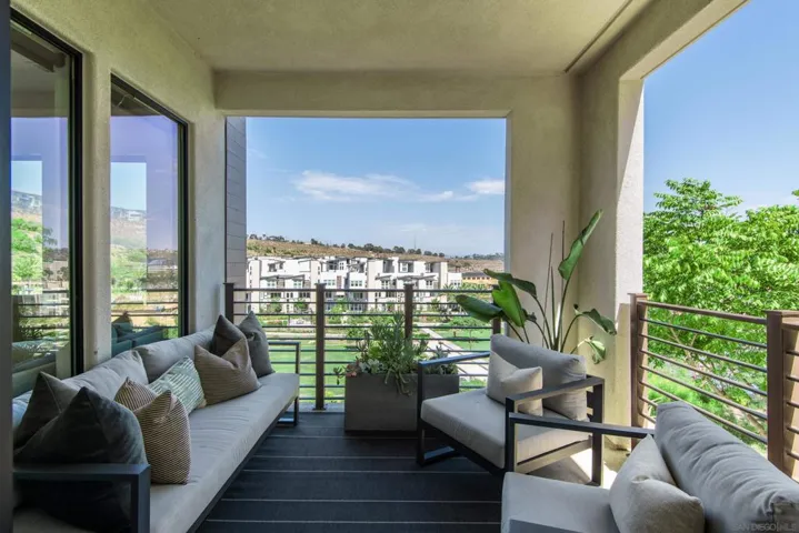 8541 Aspect Dr, San Diego, California 92108