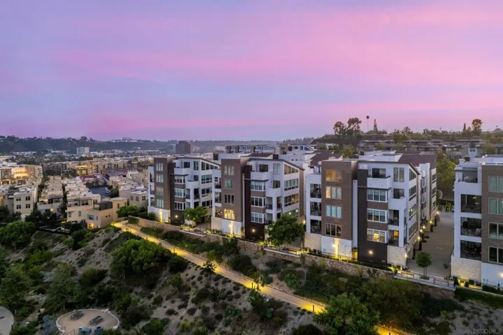 8541 Aspect Dr, San Diego, California 92108
