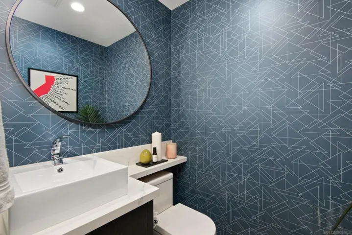 8541 Aspect Dr, San Diego, California 92108