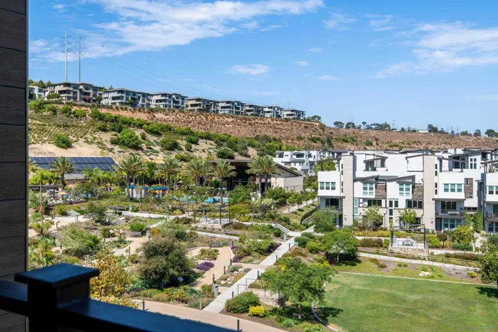 8541 Aspect Dr, San Diego, California 92108