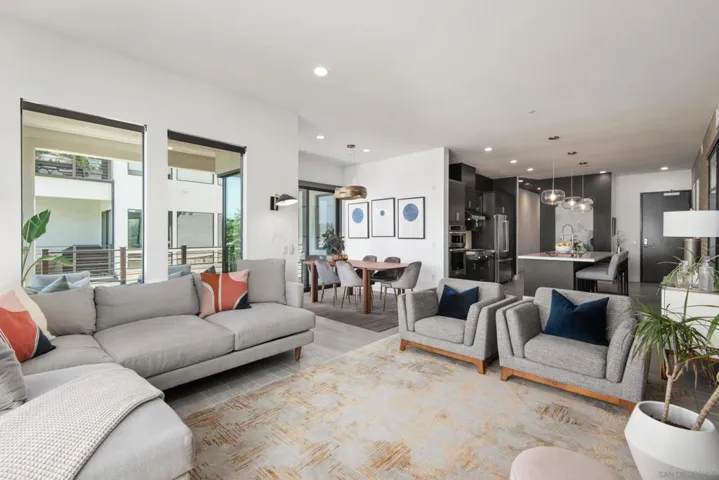 8541 Aspect Dr, San Diego, California 92108