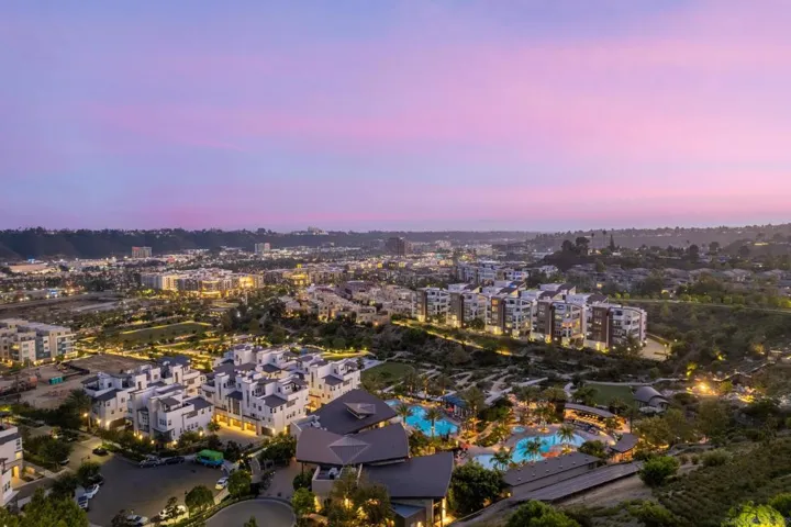 8541 Aspect Dr, San Diego, California 92108