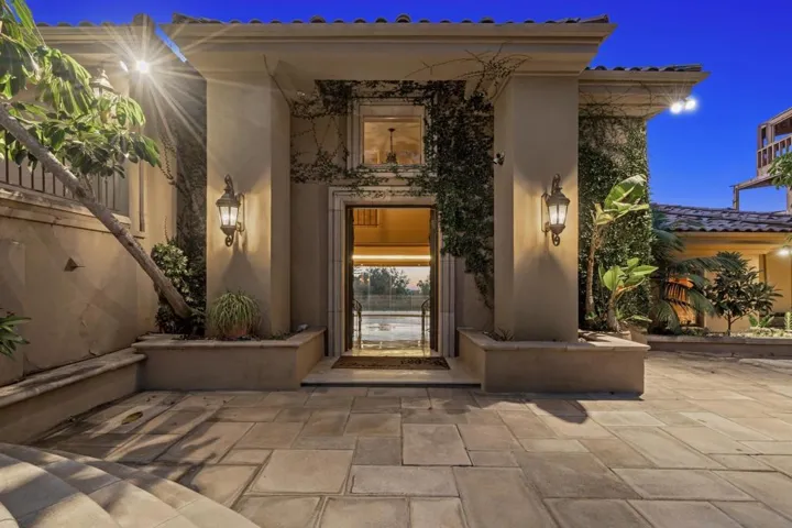 6625 Muirlands Dr, La Jolla, California 92037