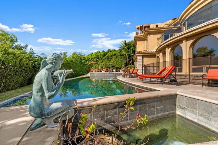 6625 Muirlands Dr, La Jolla, California 92037