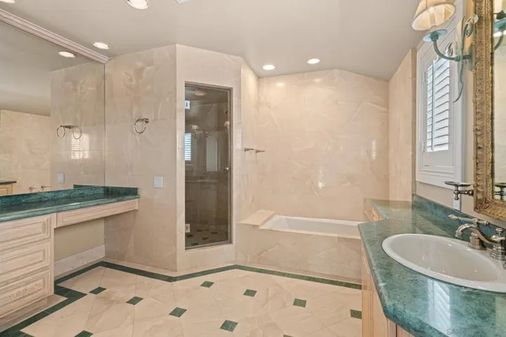 6625 Muirlands Dr, La Jolla, California 92037