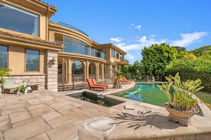 6625 Muirlands Dr, La Jolla, California 92037