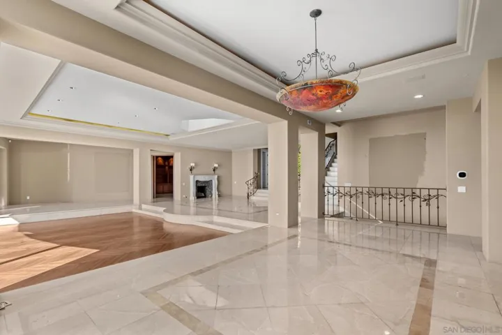 6625 Muirlands Dr, La Jolla, California 92037