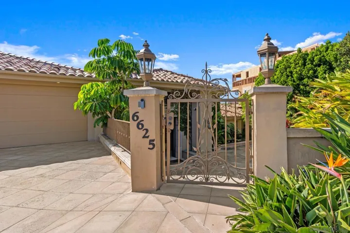 6625 Muirlands Dr, La Jolla, California 92037