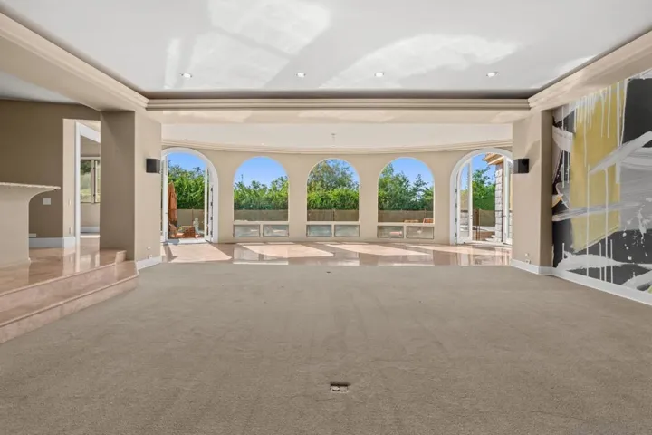 6625 Muirlands Dr, La Jolla, California 92037