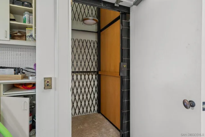 elevator